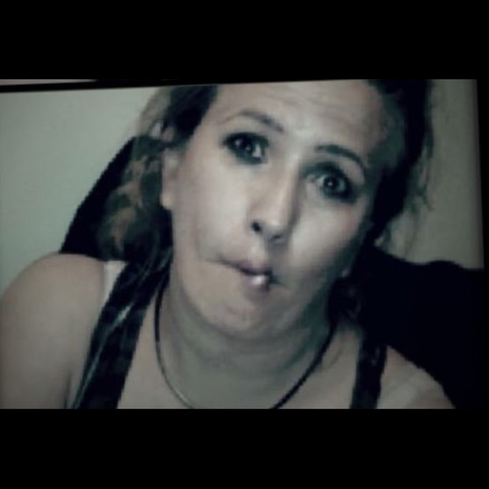 Meet your Posher, Iliana